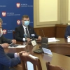 W Urzędzie Wojewódzkim w Olsztynie podsumowano inwestycje zrealizowane w roku 2020 na Warmii i Mazurach ze środków rządowych.